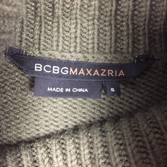 BCBGMAXAZRIA Green Chunky Cowl Neck Long Sweater - Picture 2 of 7